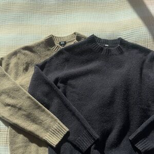 Uniqlo Men's Crewneck Sweaters in Navy and Oatmeal x 2